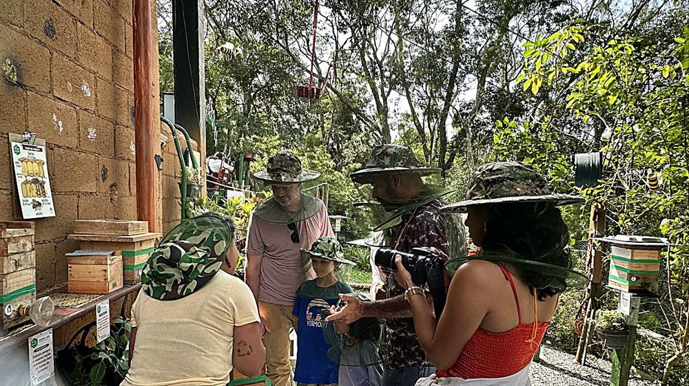 Visitantes no jardim da EcoModas